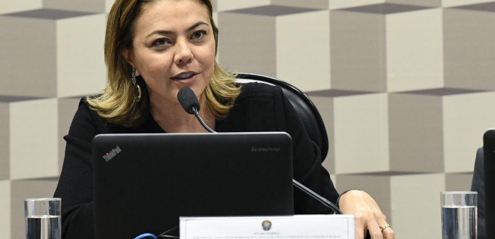 Subcomissão Permanente sobre Esporte, Educação Física e Formação de Categorias de Base no Esporte (CEEEFCB) realiza 3ª audiência pública interativa para tratar sobre o Plano Nacional de Esporte, com a participação, entre outros, do secretário especial do Esporte, e do diretor-geral do Comitê Olímpico Brasileiro.