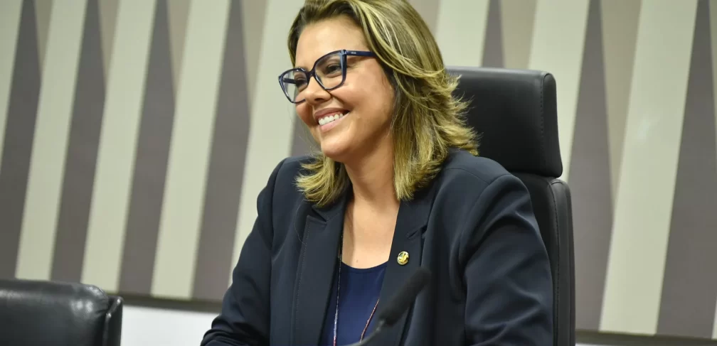 Comissão de Esporte (CEsp) realiza reunião de instalação dos trabalhos e eleição para os cargos de presidente e vice-presidente para o biênio 2025/2026.Senadora Leila Barros (PDT-DF) é eleita presidente da  Comissão de Esporte (CEsp) para biênio 2025-2026.Mesa:
presidente da CEsp, senadora Leila Barros (PDT-DF).Foto: Geraldo Magela/Agência Senado