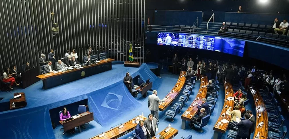 63D237A3-C9F5-4E04-B0D1-3C50C18483C5