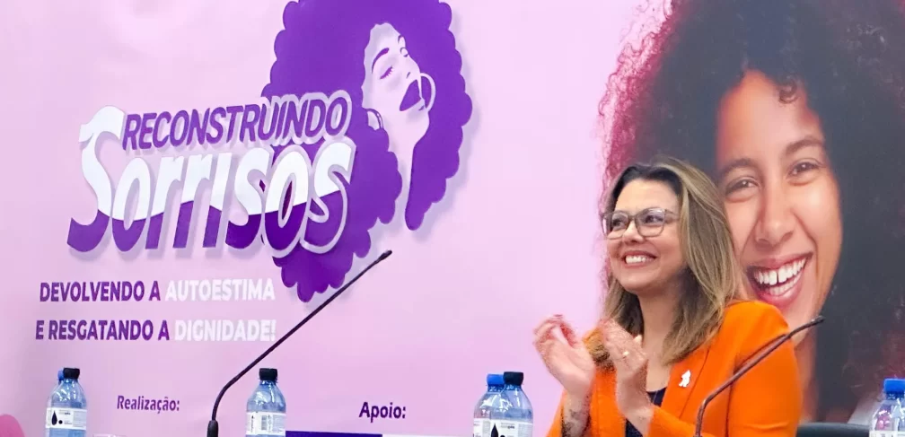 Projeto Reconstruindo Sorrisos